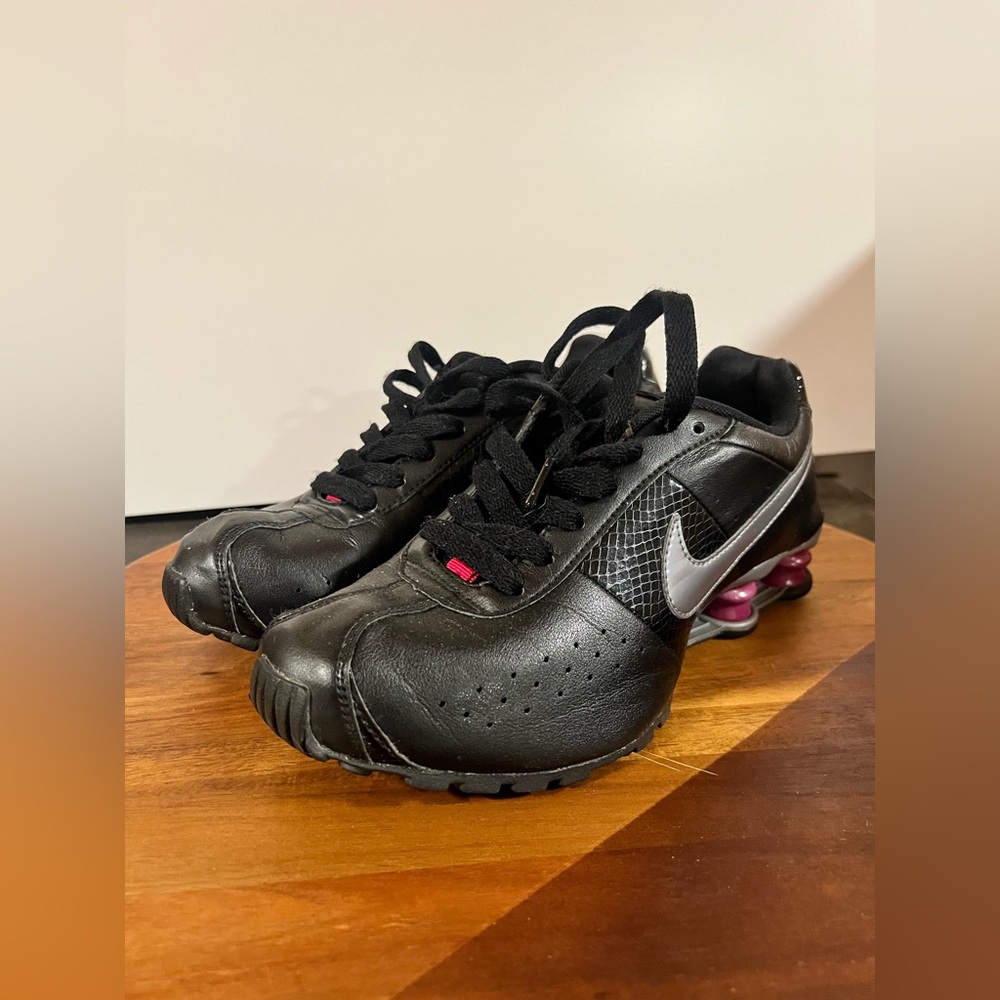 Nike Shox Classic II RARE 2013 Leather Women's 8 Black/Silver/Purple Sneakers